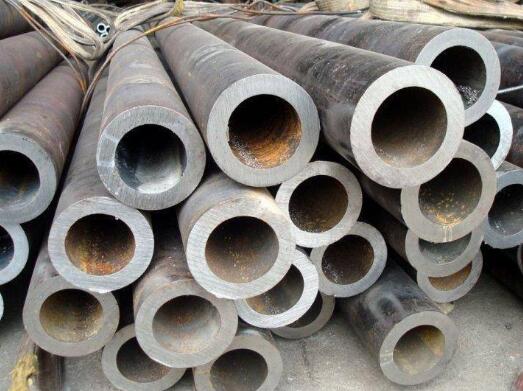 浅析无缝焊接钢管表面预处理